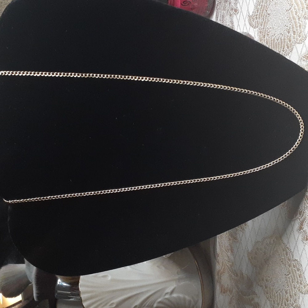 10k solid Cuban link chain NWOT